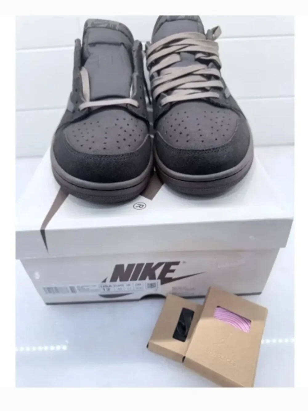 Jordan 1 Retro Low - Velvet Brown Travis Scott - New